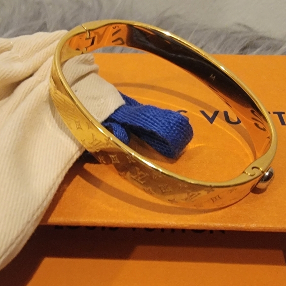 Nanogram Cuff  LV  bracelet - Picture 2 of 3